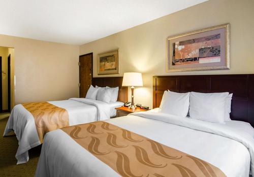 Quality Inn C 105 C 1 3 4 Summersville Hotel Deals