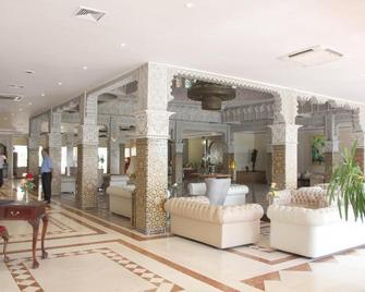 Zaki Hotel - Meknès - Lobby