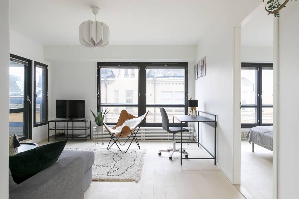 2 ندهومز مودر ي بد روم أبارتمنت دويو بالكوني - هيلسينكي - غرفة معيشة