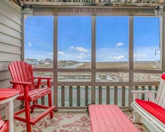 Amazing Direct Inlet View Steps From The - Murrells Inlet - Balcony