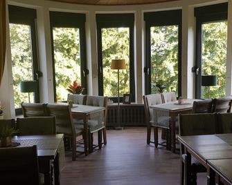 Hotel Berghof - Nieheim - Restaurante