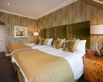 The Old Manor Hotel - Leven - Bedroom