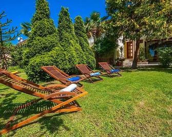 Adorata 1 - Vinež - Patio