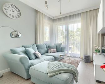 Apartment close to the seaside beach, Pobierowo - Pobierowo - Wohnzimmer