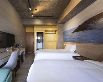 Deep Blue 23 B&B - Magong City - Bedroom