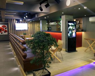 Guijo Suites Makati - Makati - Restaurante