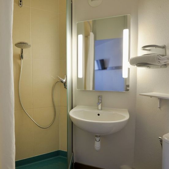 B&B HOTEL Bourges (1) image 1