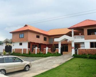 Odo So Royal Hotel - Akosombo - Edificio