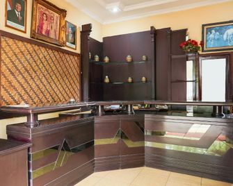 Hotel O Hotel Puspa Indah - Pekalongan - Recepce
