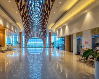Harris Resort Barelang Batam - Batam - Reception