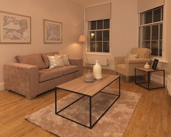 Andover Apartments - Andover - Obývací pokoj