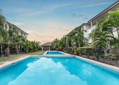 5min drive to Strand! Luxury APT 3beds 2bath,Pool - Townsville - Piscine