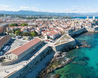 Hôtel Beau Site - Cap d'Antibes - Antibes - Vista del exterior
