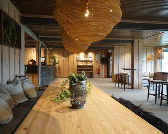 Lillehammer Turistsenter Budget Hotel - Lillehammer - Olohuone