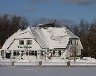 Apartment Sprotte - Ahrenshoop smokehouse - Ahrenshoop - Gebäude