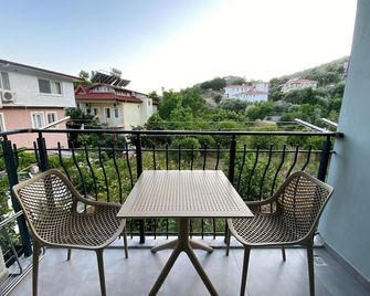Nurhal Apart - Sarigerme - Balkon