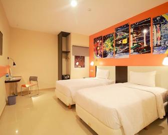 Sinar Sport Hotel - Bengkulu - Schlafzimmer