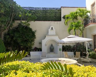 Hotel Boutique La Casa Azul - קוארנאבאקה - פטיו