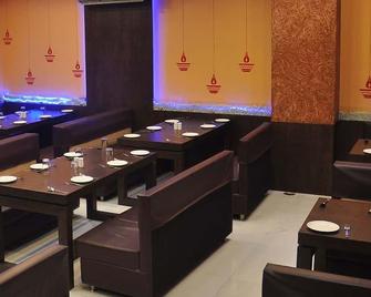 Hotel Bhagwati International - Ābu Road - Restaurante