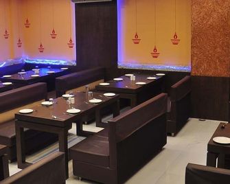 Hotel Bhagwati International - Ābu Road - Restaurante