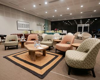 Onomo Hotel Abidjan - Abidjan - Lounge