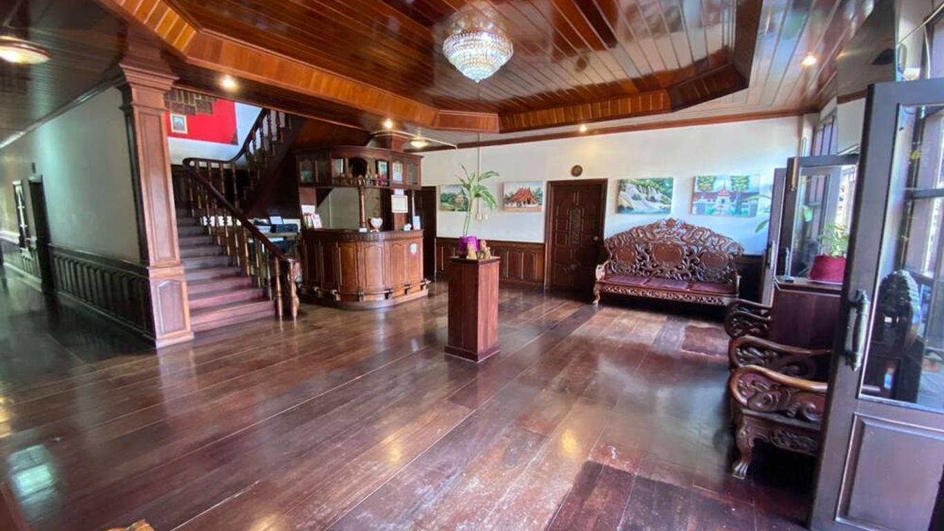 Vangsavath Hotel