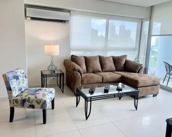 Blue Home I Spacious 1 Bed with Park View Parkside - Panama City - Salon