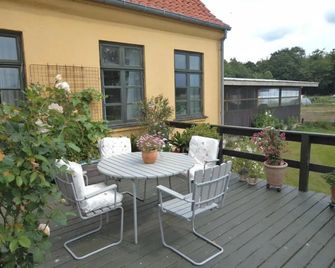 Skovgaarden - Hillerød - Patio