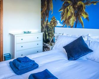 A Beautiful, well equipped house in the vibrant City of Perth, Scotland. - Perth - Bedroom