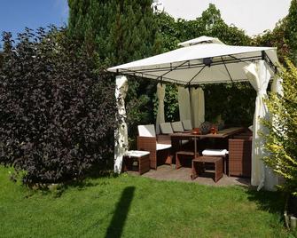 The Dirndl Queen - Apartment for 2 persons in the Allgäu - Grünenbach - Patio