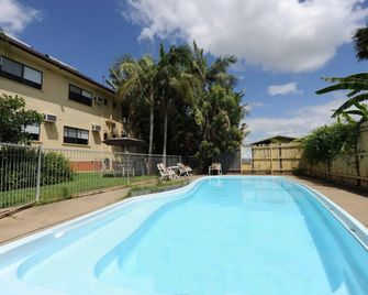 Hi-Way Motel Grafton - Grafton - Piscina