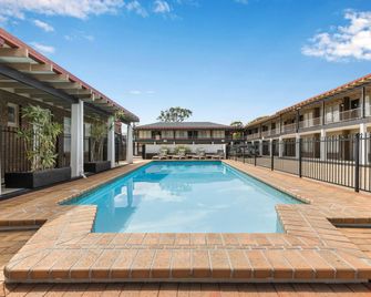 Zebra Motel Coffs Harbour - Coffs Harbour - Pool