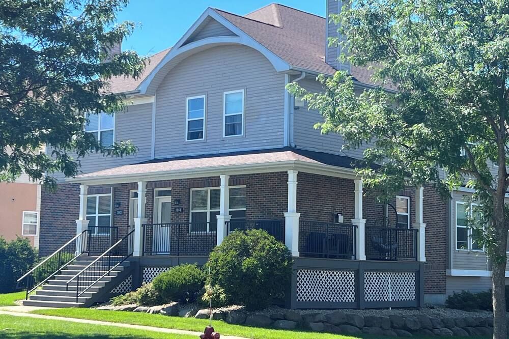 Citys Edge Of Madison- Sleeps 10 & Only 6 Miles To Downtown - Sun Prairie - Budova
