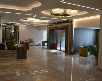 Best Western Silva Hotel - סיביו - לובי