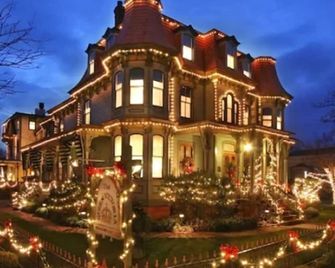 ذا كوين فيكتوريا بي آند بي - كابي ماي - مبنى