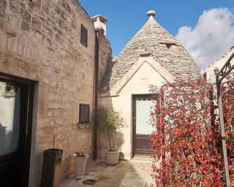 Trullimania B&B - Alberobello