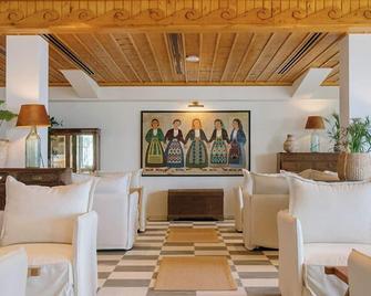 Makryammos - Thasos - טרקלין