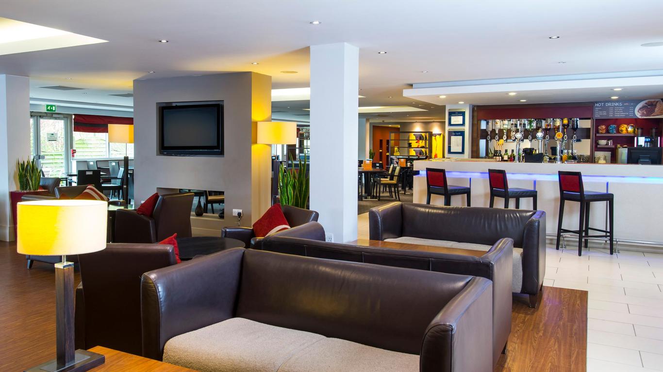 Holiday Inn Express Northampton - South By IHG