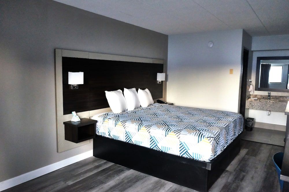Motel 6 Burnsville, MN thumbnail 2