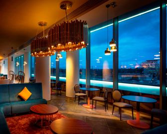 Hilton Bournemouth - Bournemouth - Lounge