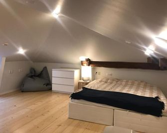 Uniikki talo kirjastosilta - Unique house at centre - Turku