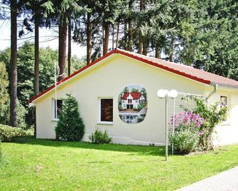 Ferienhaus in Parchim mit Terrasse - Parchim - Edificio