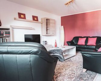 Cozy vacation apartment on the Lower Rhine - Voerde - Huiskamer