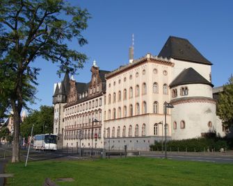 Senator Hotel - Fráncfort - Edificio