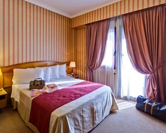 Best Western Hotel Rome Airport - Fiumicino - Bedroom