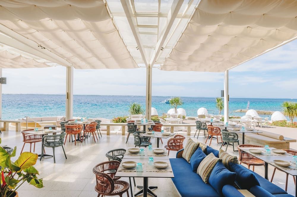 منتجع كريمسون والنادي الصحي ماكتان