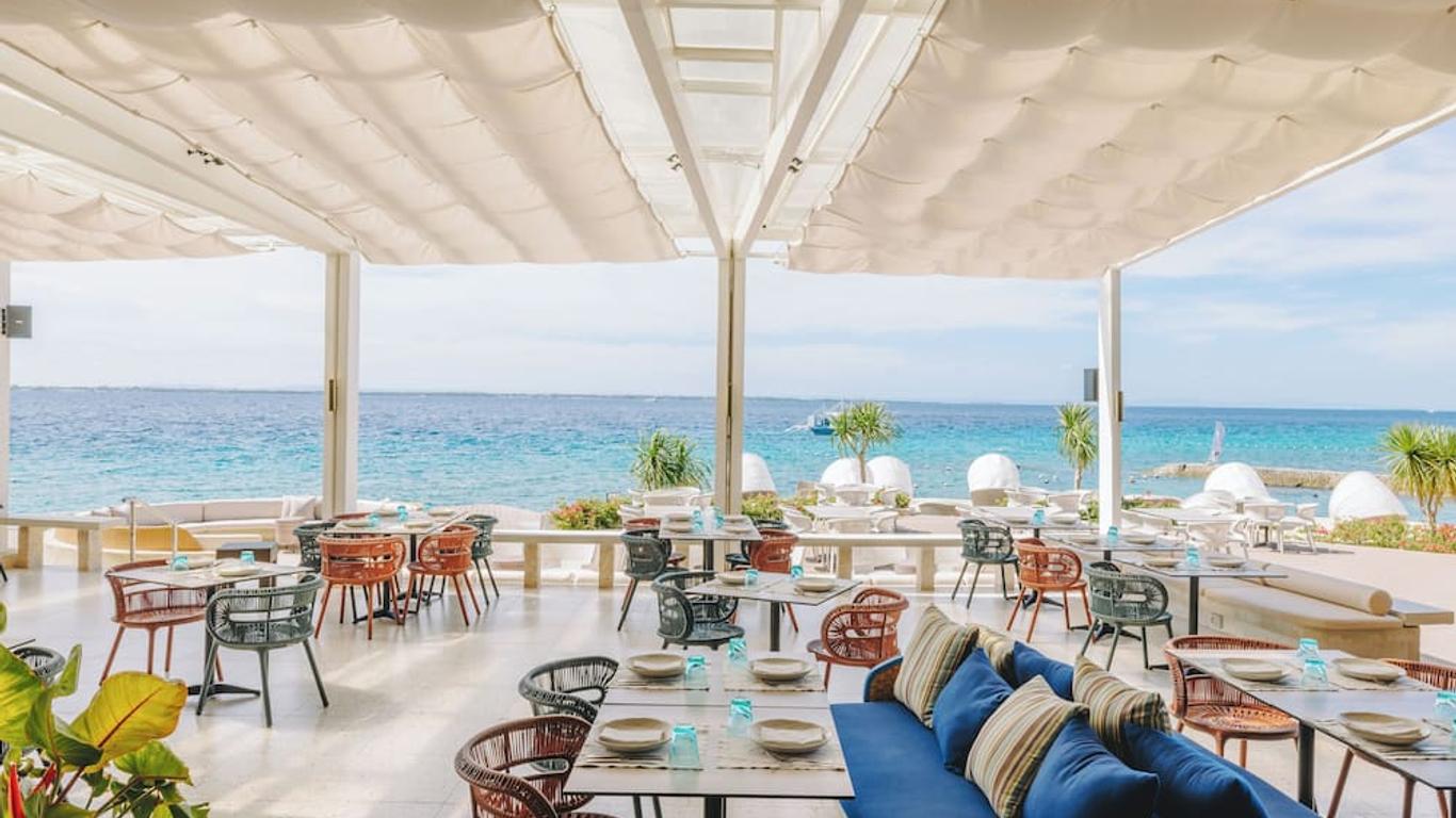 منتجع كريمسون والنادي الصحي ماكتان