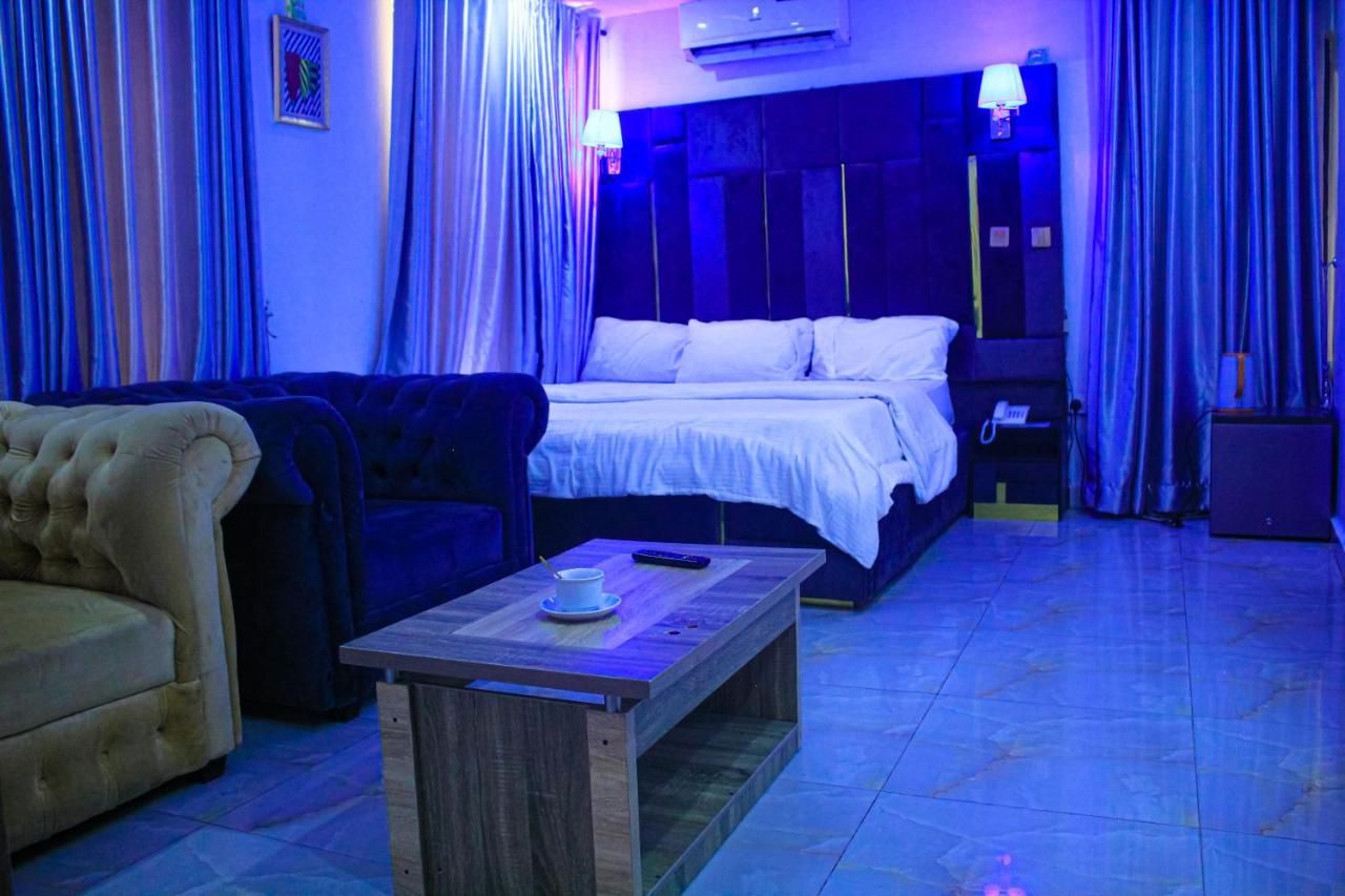 Marquee Land Hotel thumbnail 3