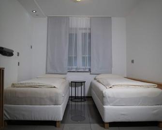Dreams im Erdgeschoss - Kötz - Slaapkamer
