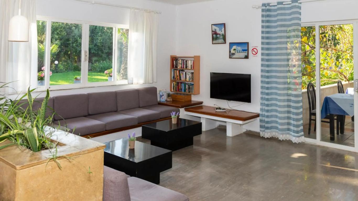 Gorgona Hotel